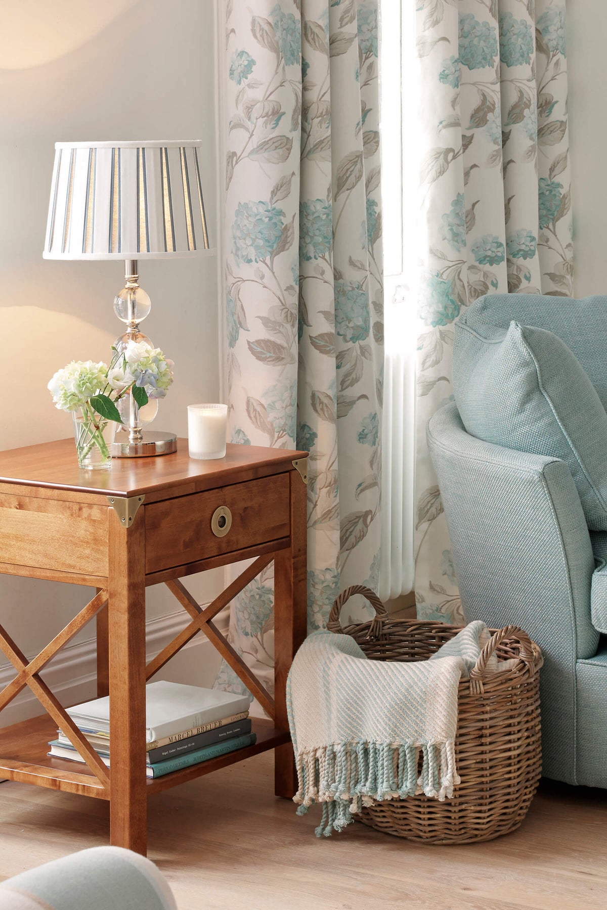 Balmoral 1 Drawer Side Table