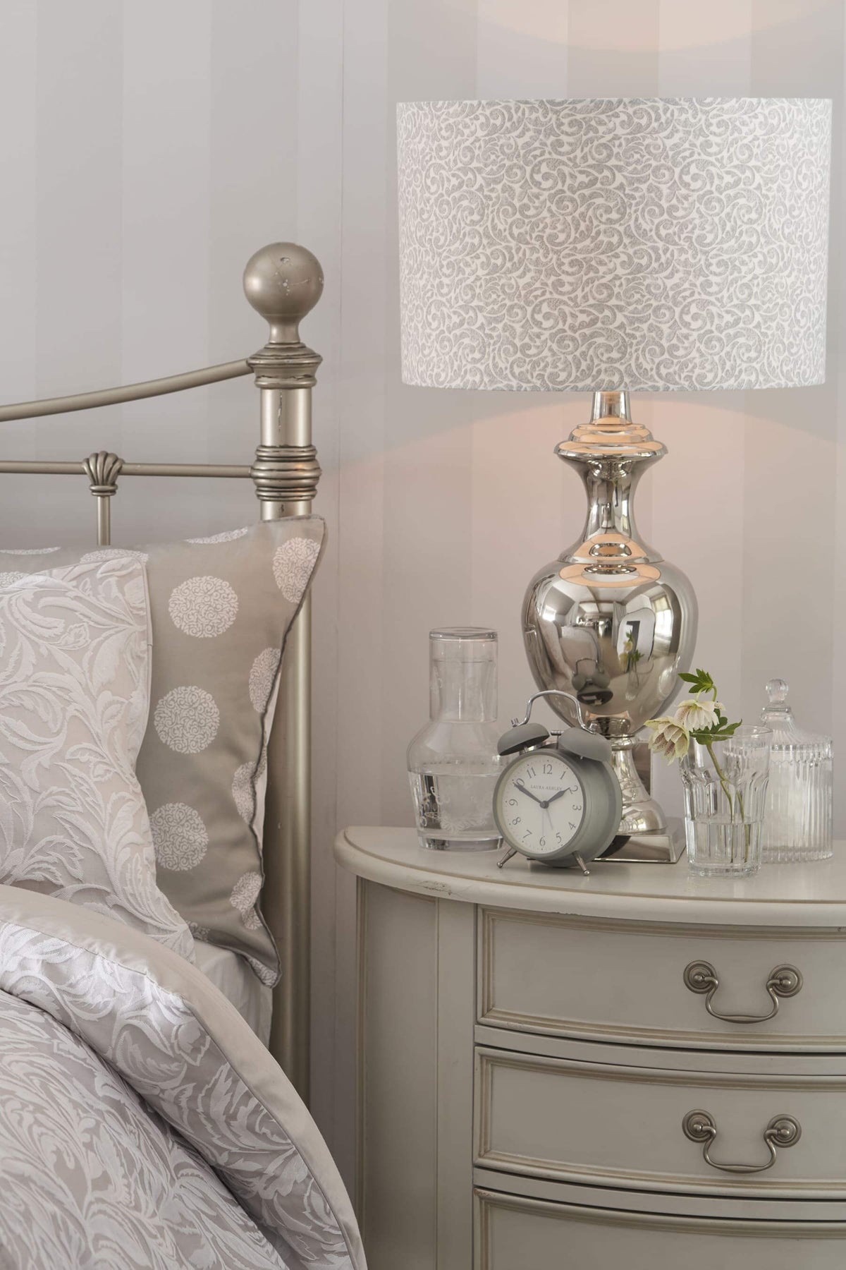 Clifton 4 Drawer Half Moon Chest