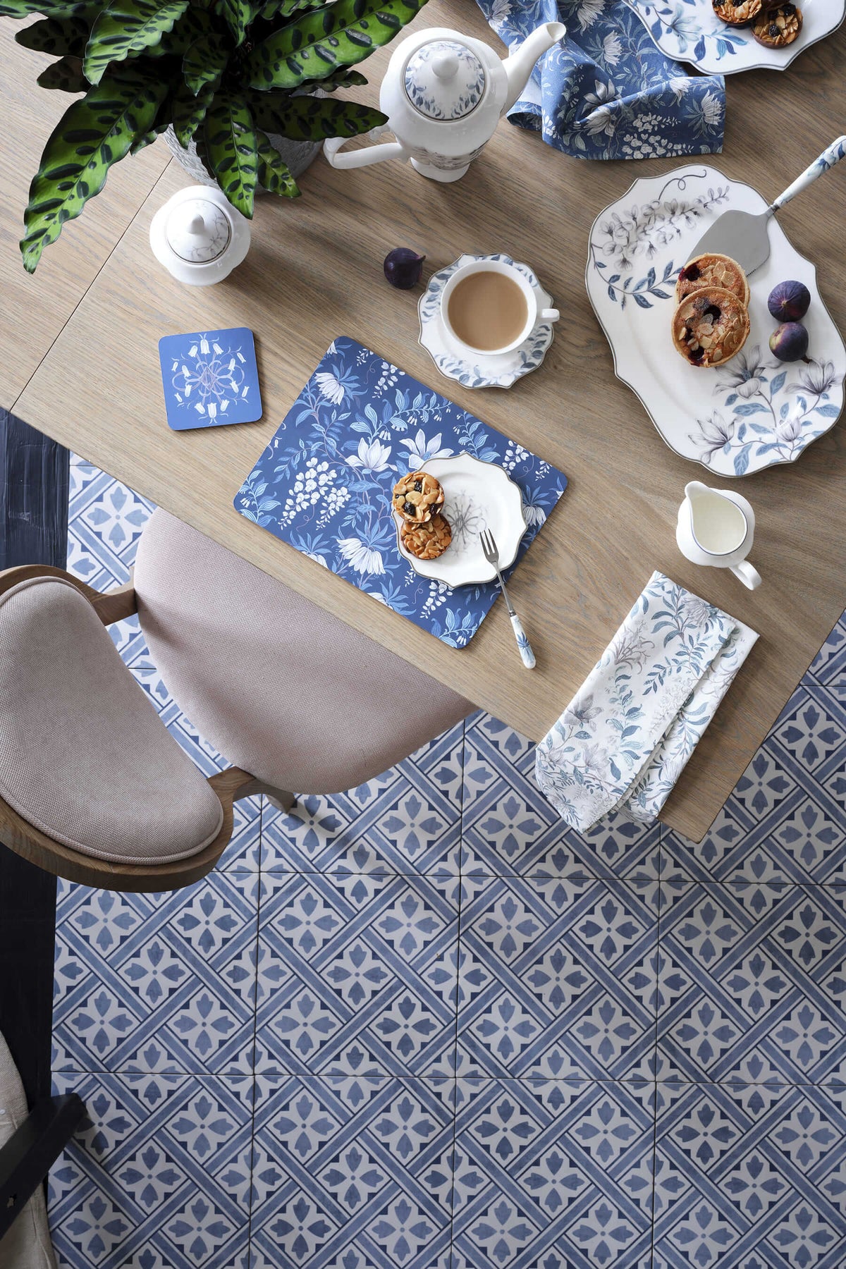 Wellington Extending Dining Table