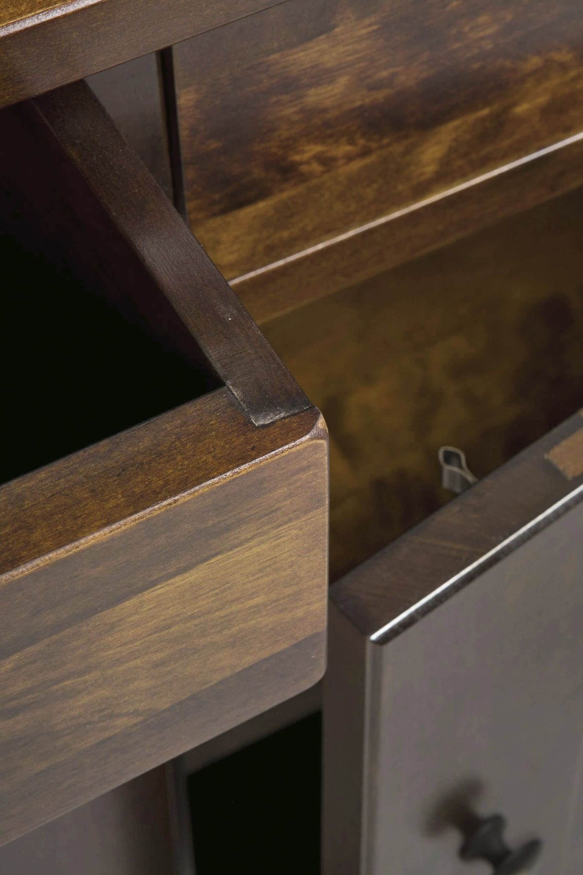 Garrat 2 Door 2 Drawer Sideboard