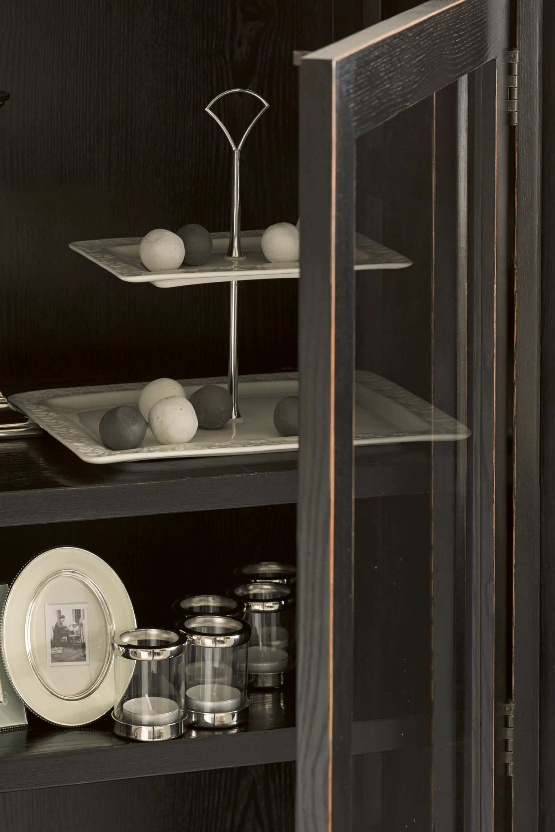 Henshaw 1 Door 2 Drawer Display Cabinet