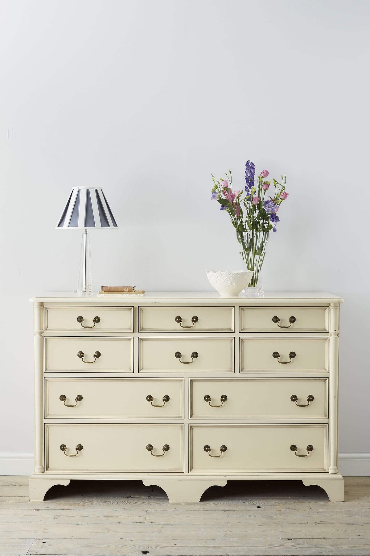 Clifton 6+4 Drawer Chest