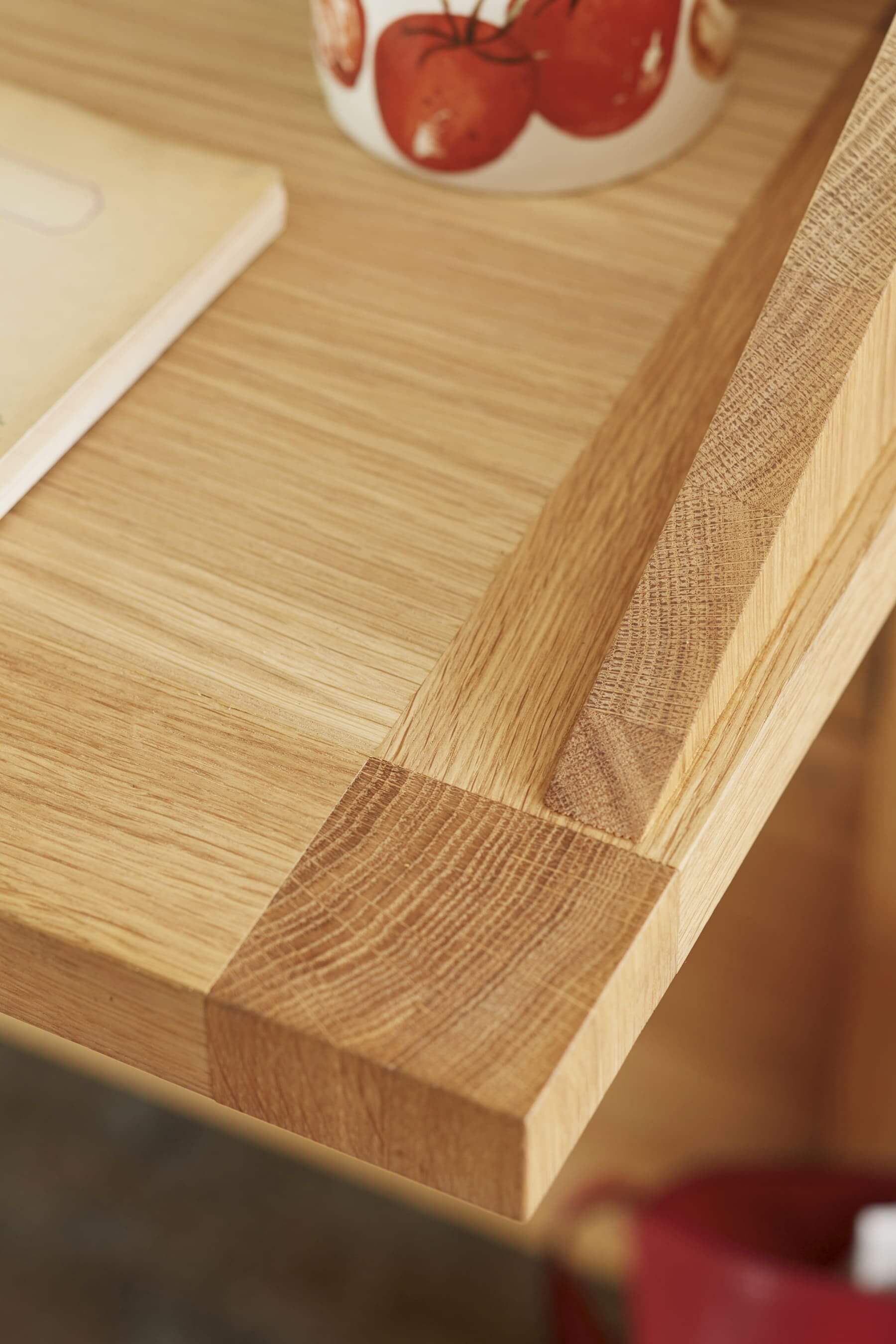 Milton Bureau