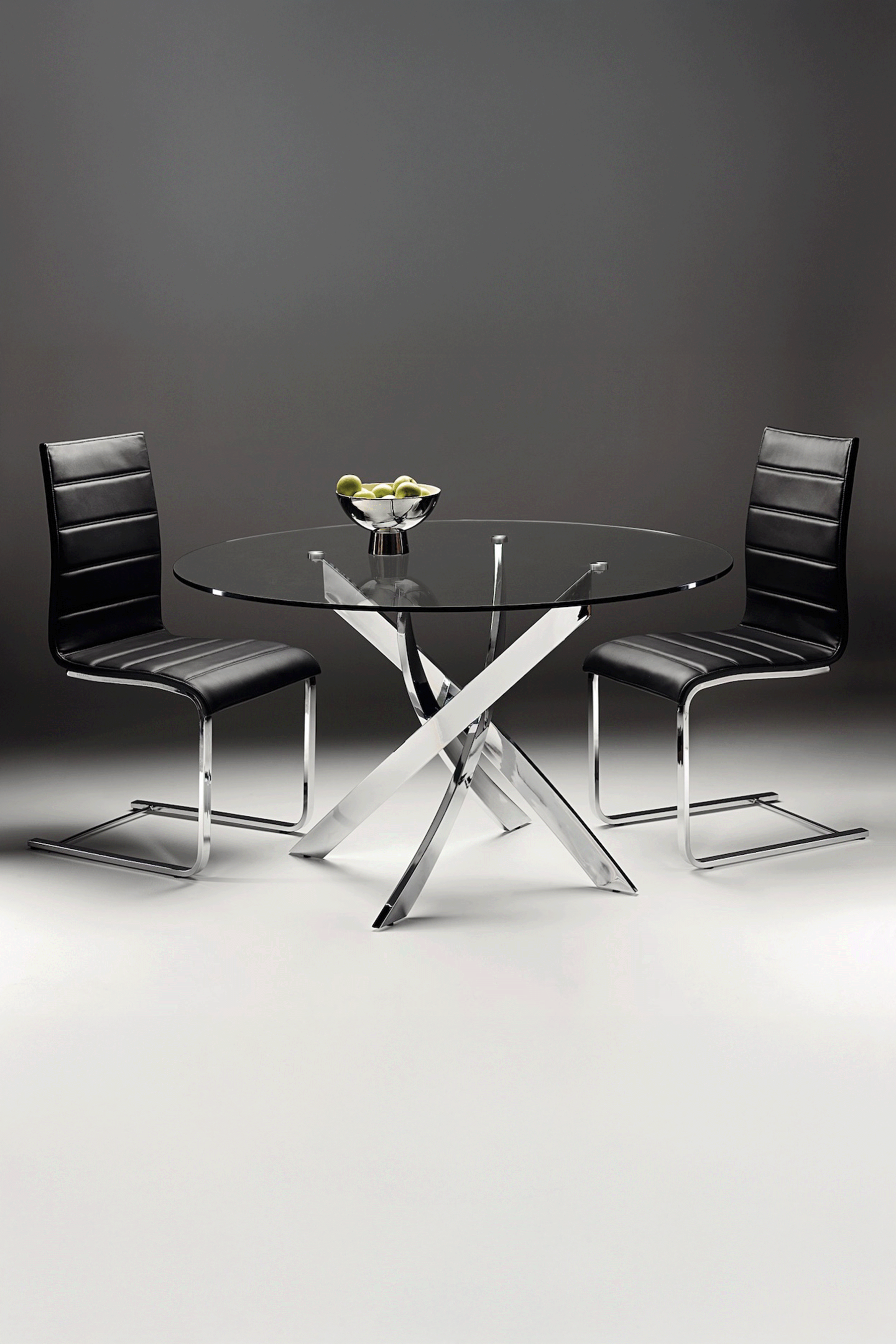 Cluster 130 cm Circular Dining Table