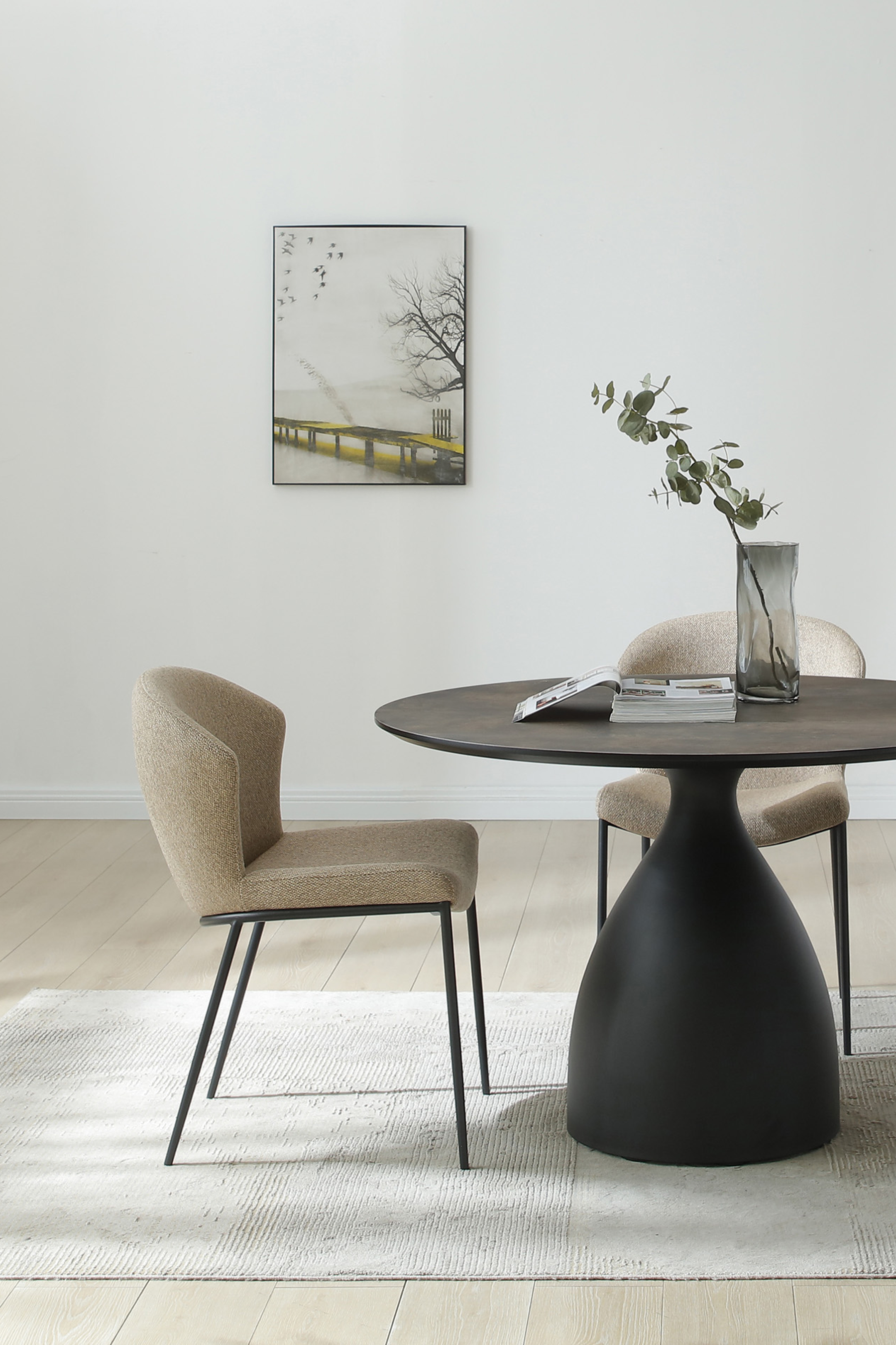 Lucca Pair of Side Chairs (Brown)
