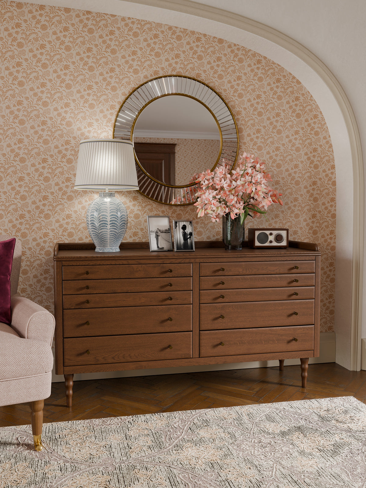 Williamson 4+4 Drawer Chest
