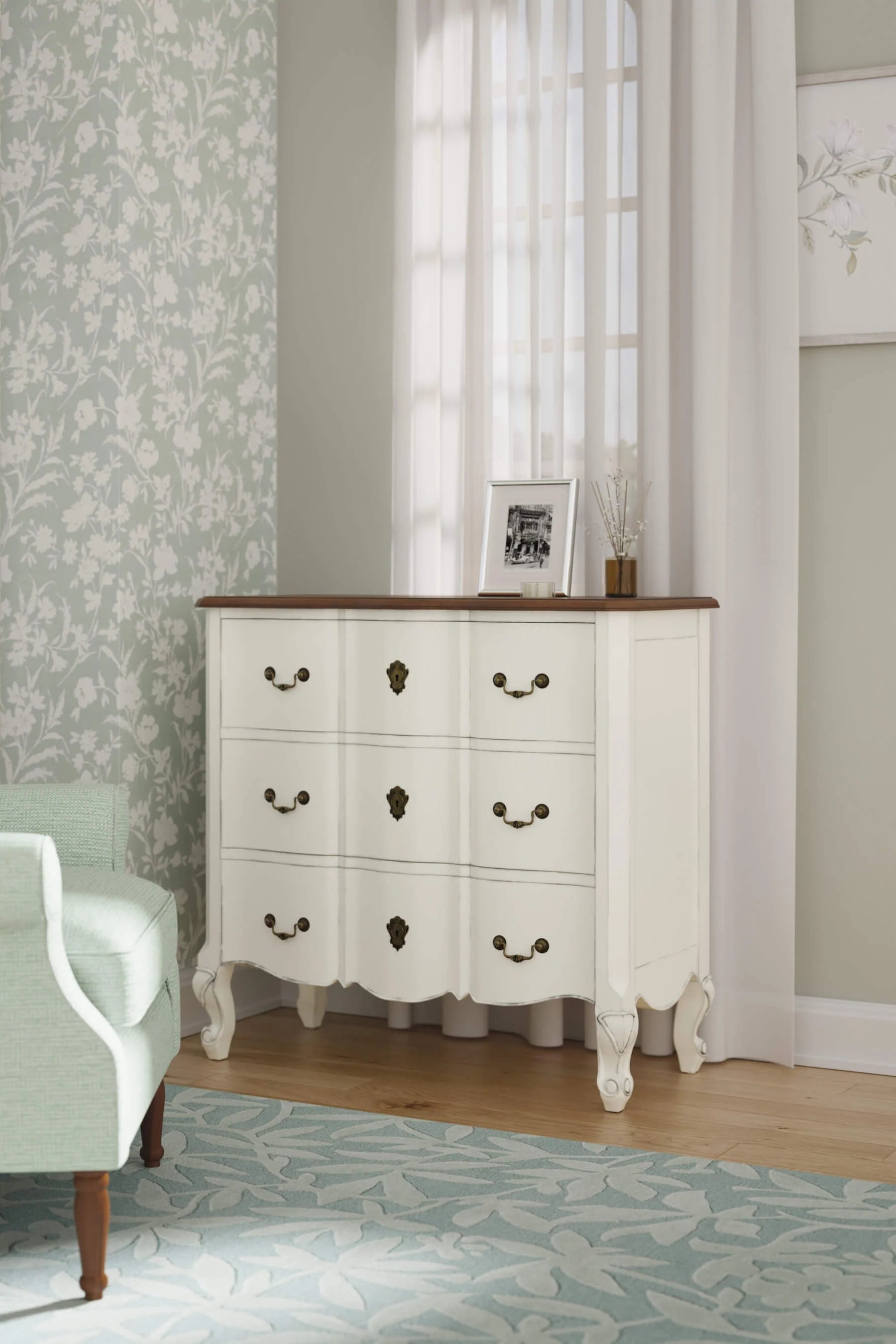 Montpellier Ivory 3 Drawer Chest